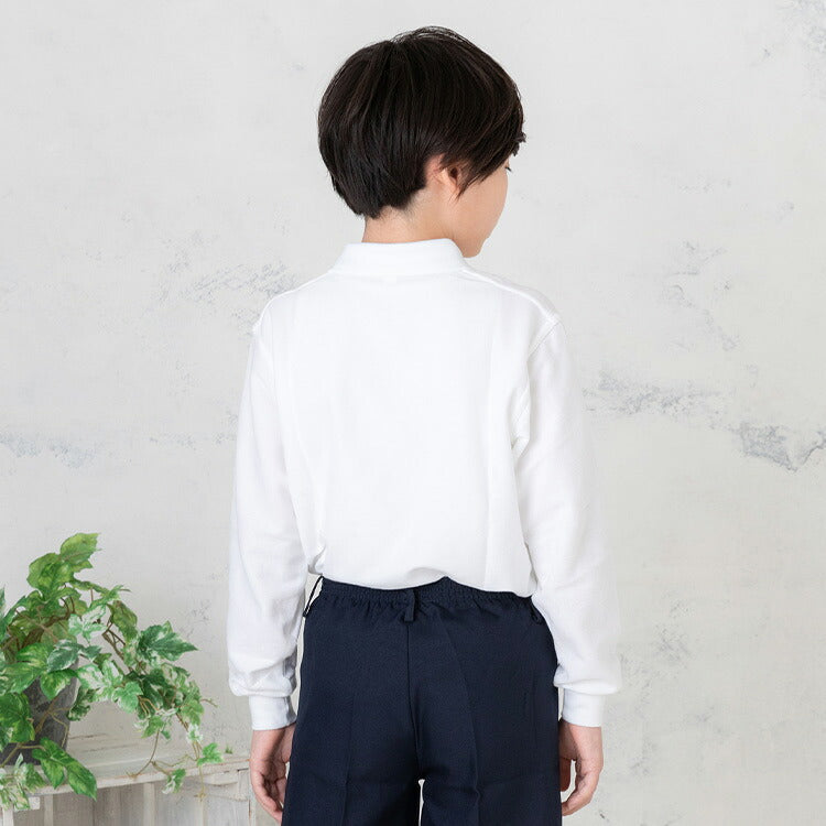 キッズ スクールポロシャツを着用した男の子の後ろ姿