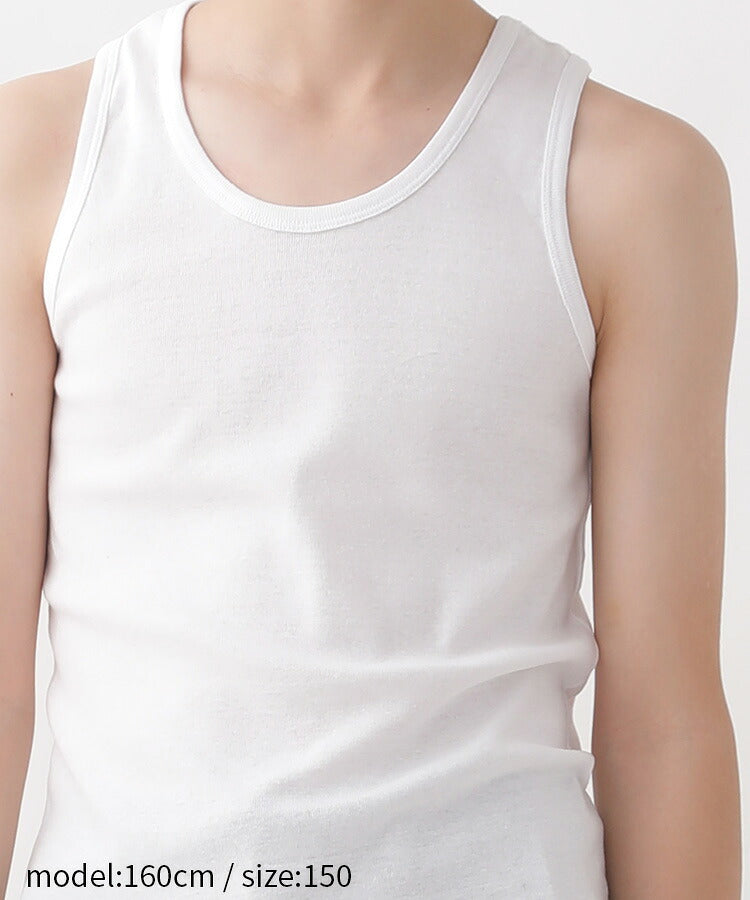 男の子 タンクトップ肌着の首まわりと胸元